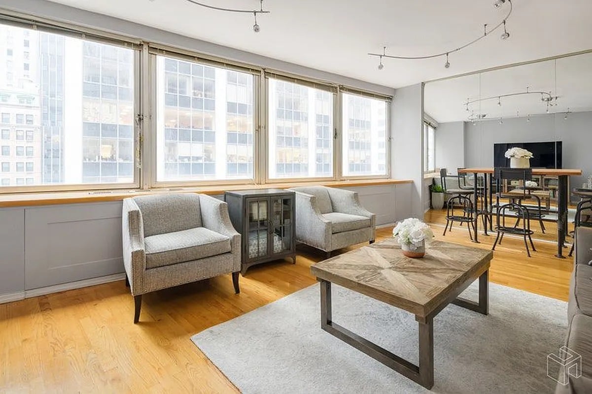 130 Water St #4M