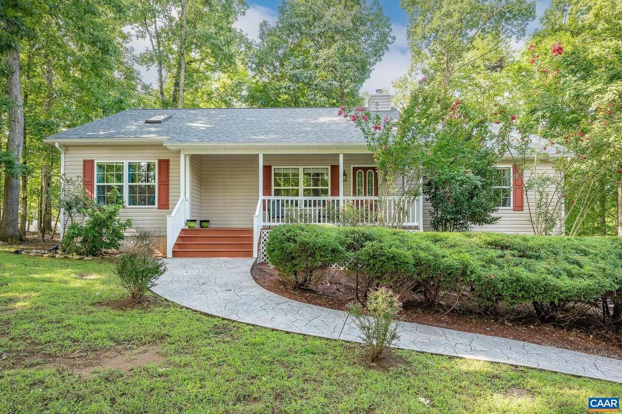 23 Mesquite Pl