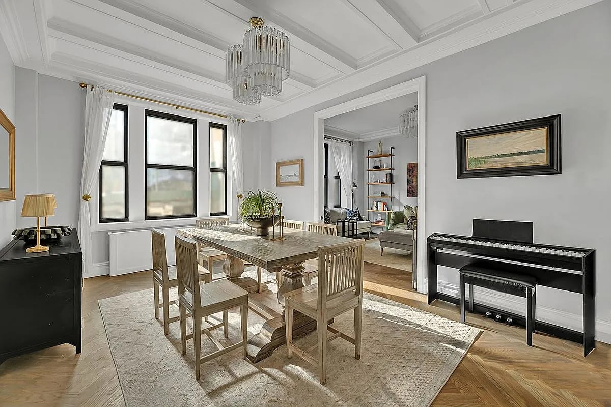 420 Riverside Dr, #2G