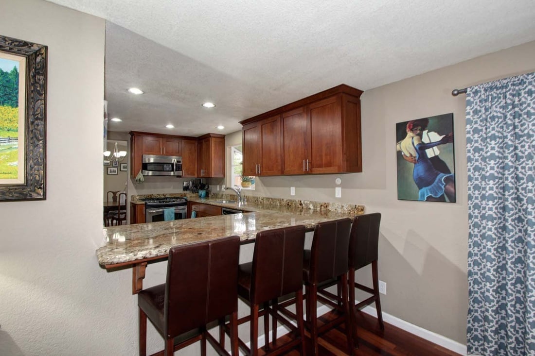 Gorgeous New Listing in 95821! 