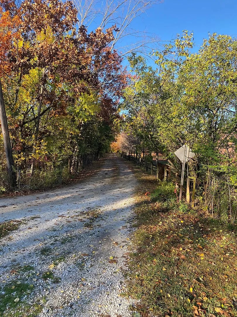 8401 S County Line Rd