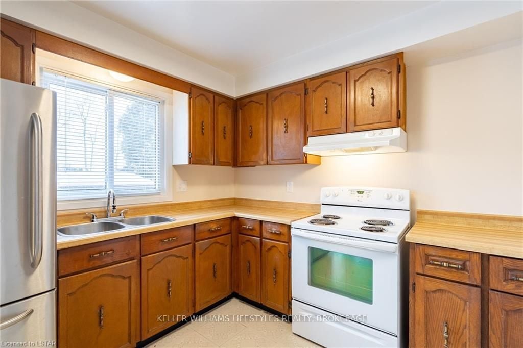 230 Clarke Rd 54