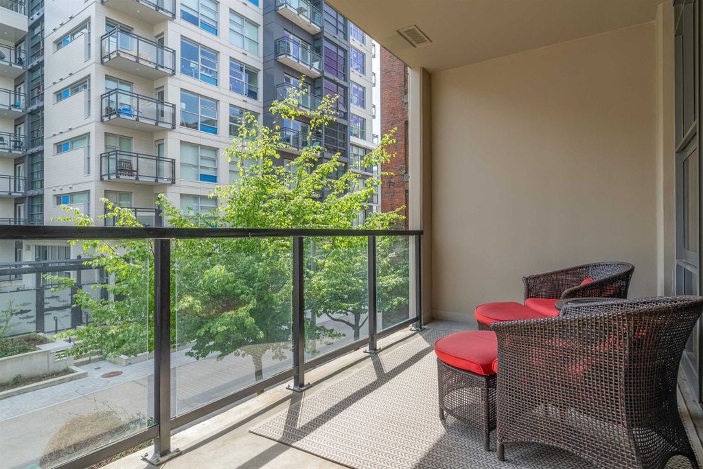 388 W 1st Ave, #206