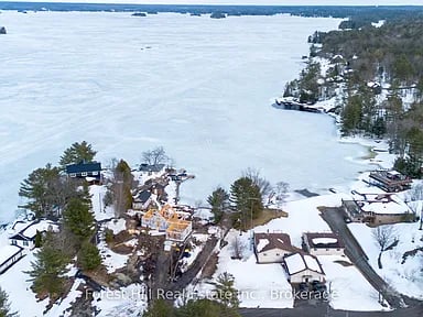 1111 Lakeshore Dr