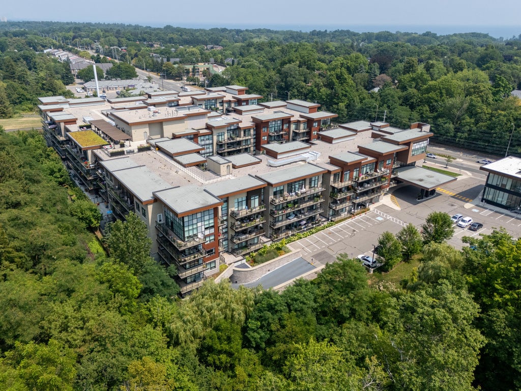 GR17-1575 Lakeshore Rd W