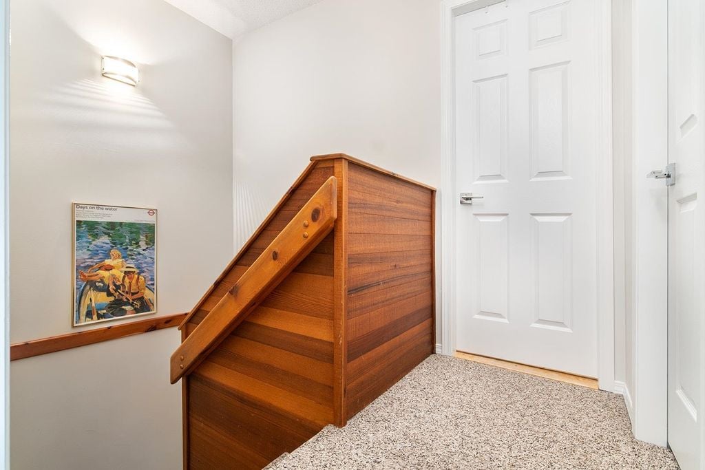 7045 Nesters Rd, #4