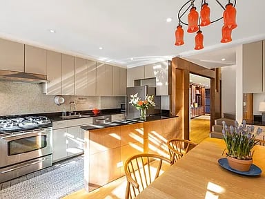 50 W 84th St