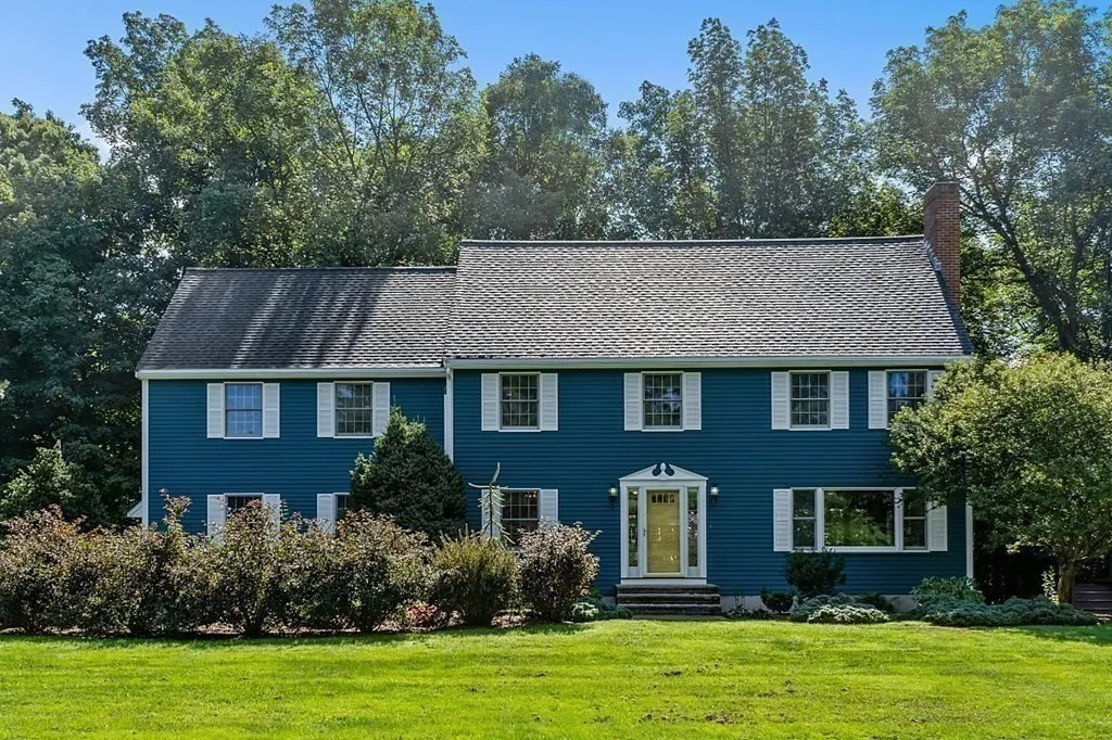 4 Great Meadow Rd