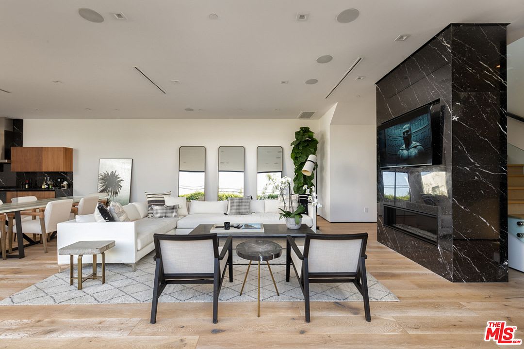 Oasis Grove
