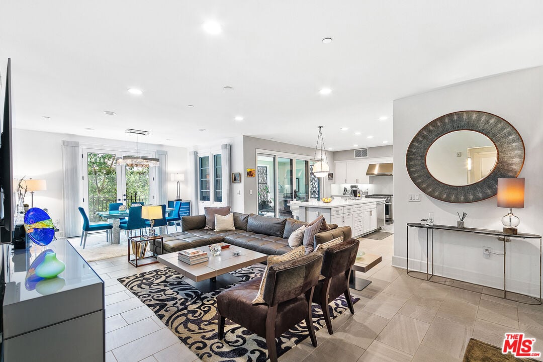 23500 Park Sorrento #E31