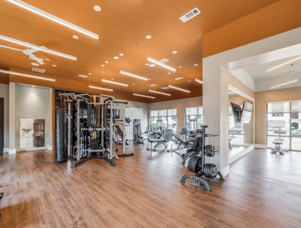 8 weeks free PLUS $750 when you look & lease!