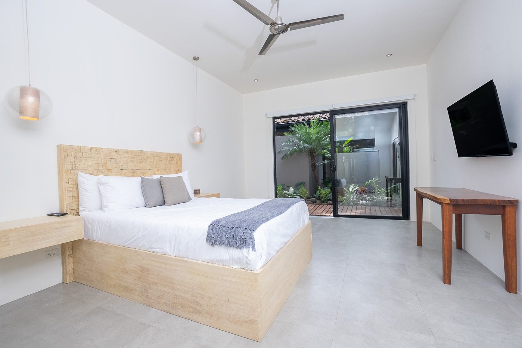 Casa Pacifico | A Luxurious 4-Bed Oasis in Hacienda Pinilla