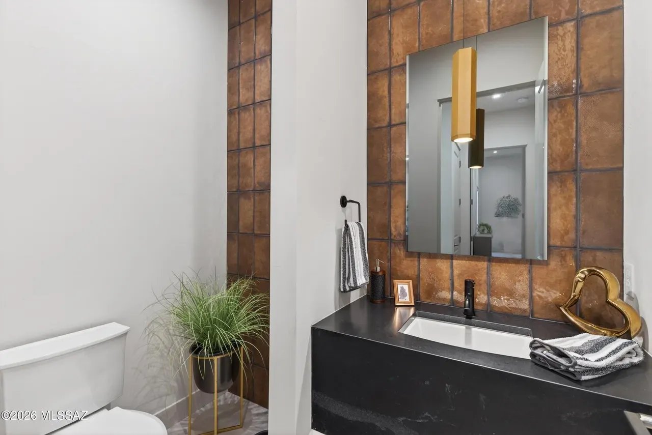 14248 N Hidden Enclave Pl