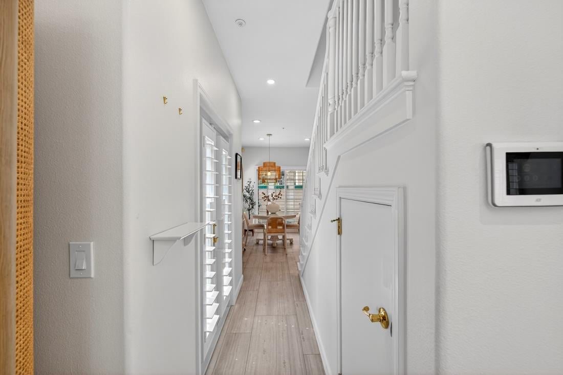 701 Woodside Way, #A