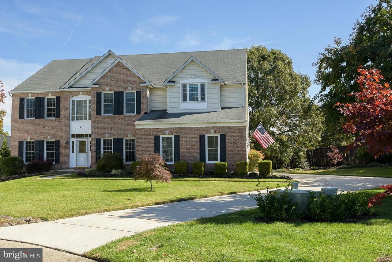 451 Highfield Ct