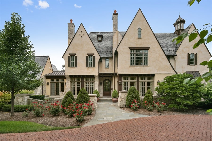 Luxury Exteriors: Why Today’s Stucco Deserves a Second Look
