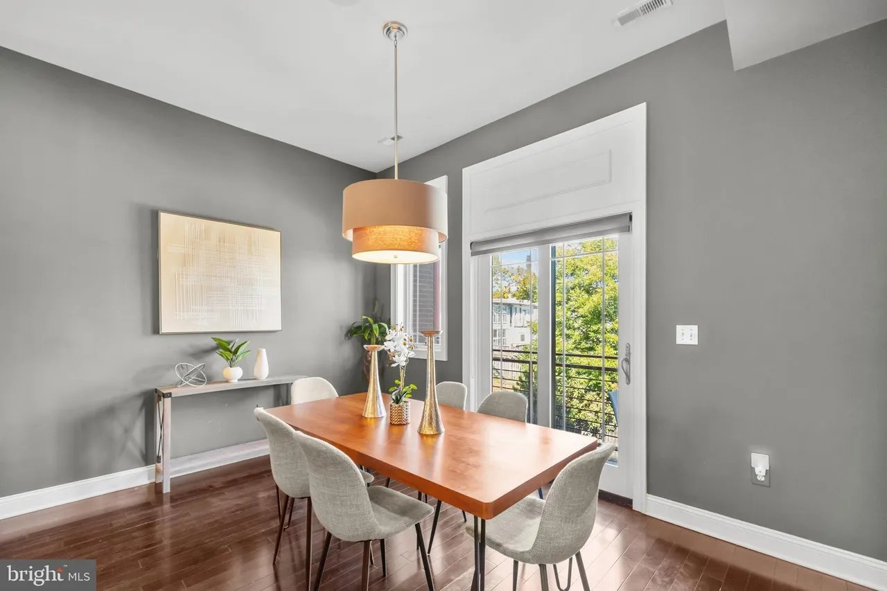 151 V St NW #4