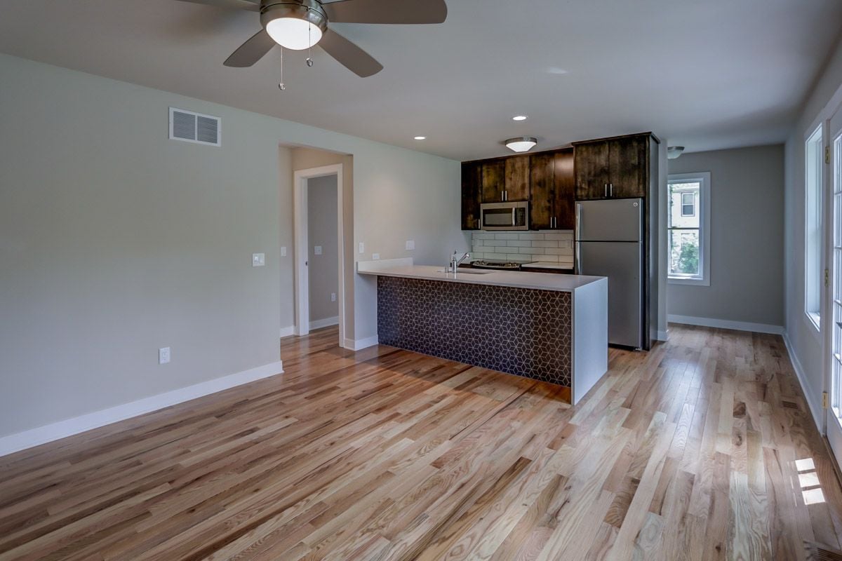 For Rent: 1213-15 Vilas Ave