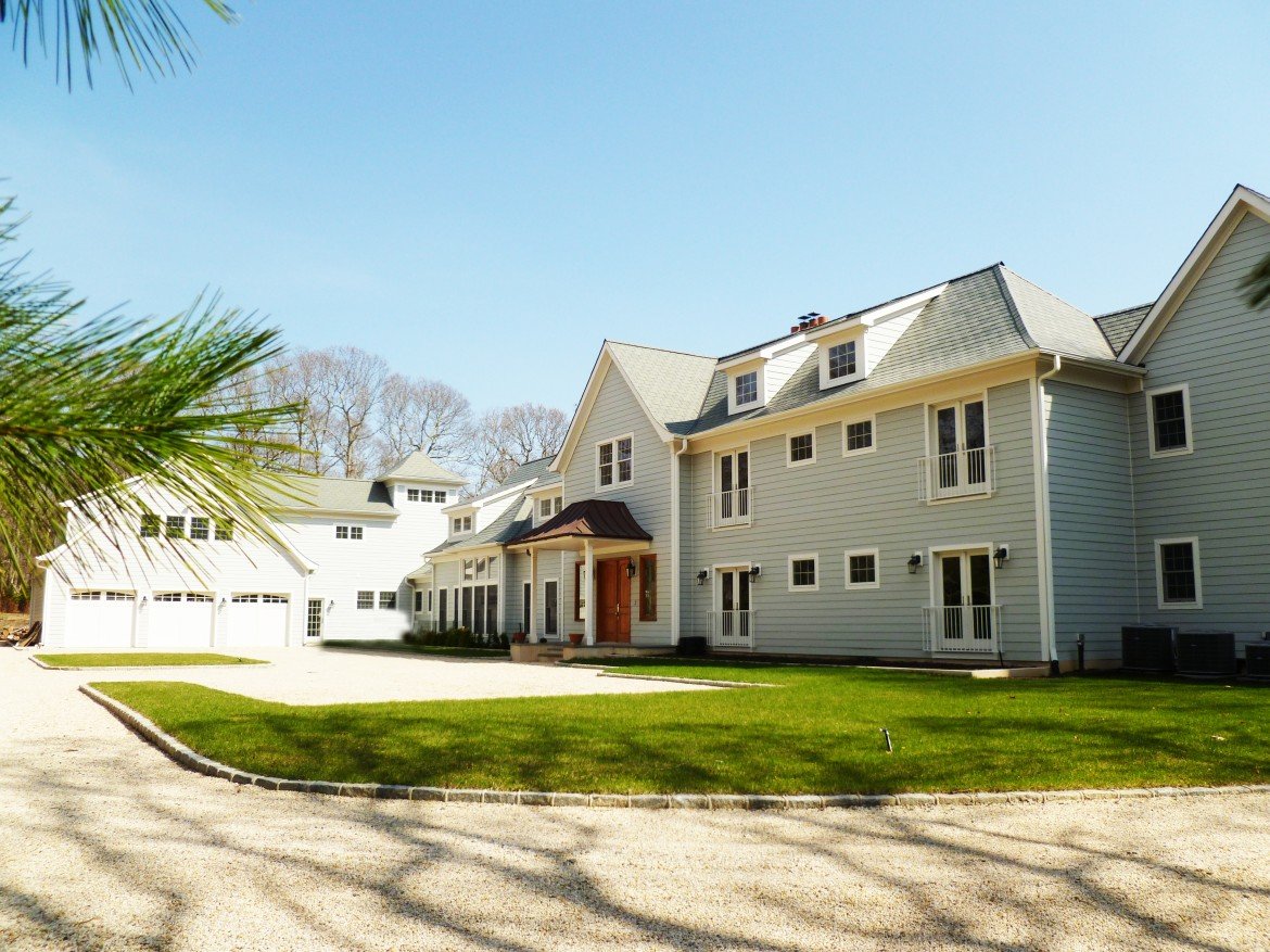 Southampton 15,000 sq ft Compound