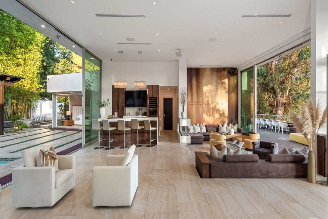 View Opulent