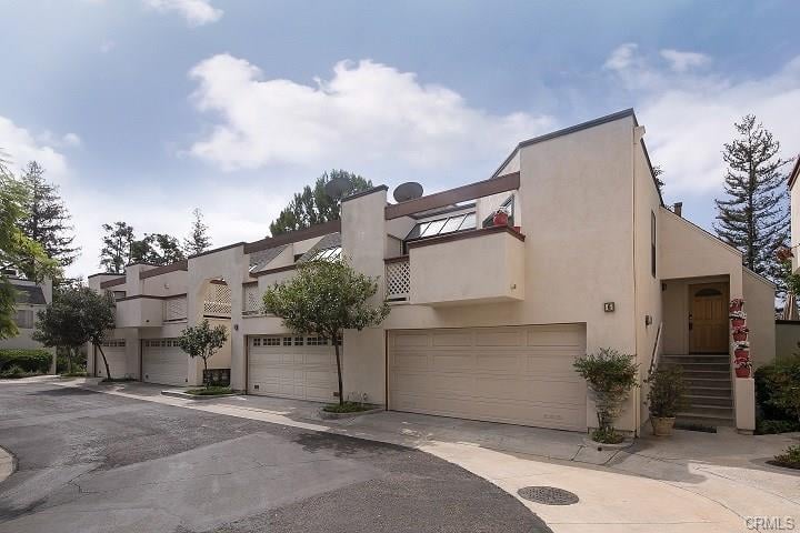 222 N Singingwood #6