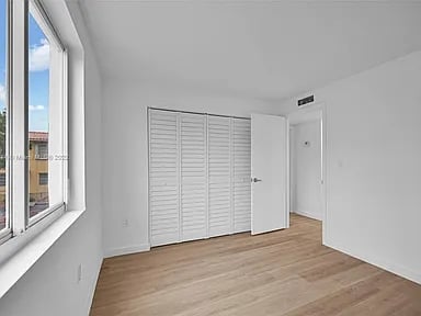 620 SW 10th St