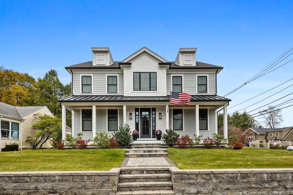 547 Webster St