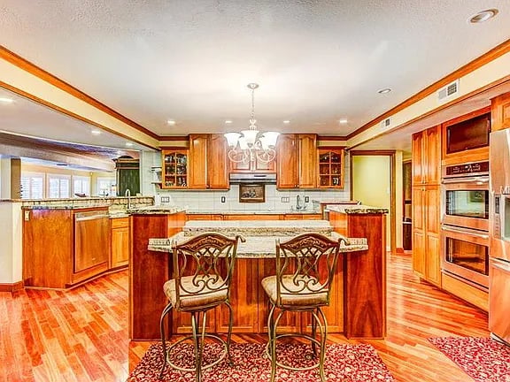 109 Water Oak Ln