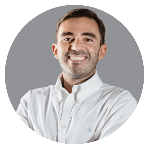 Jorge Fernández Puntarenas, G Real Estate Agent Headshot