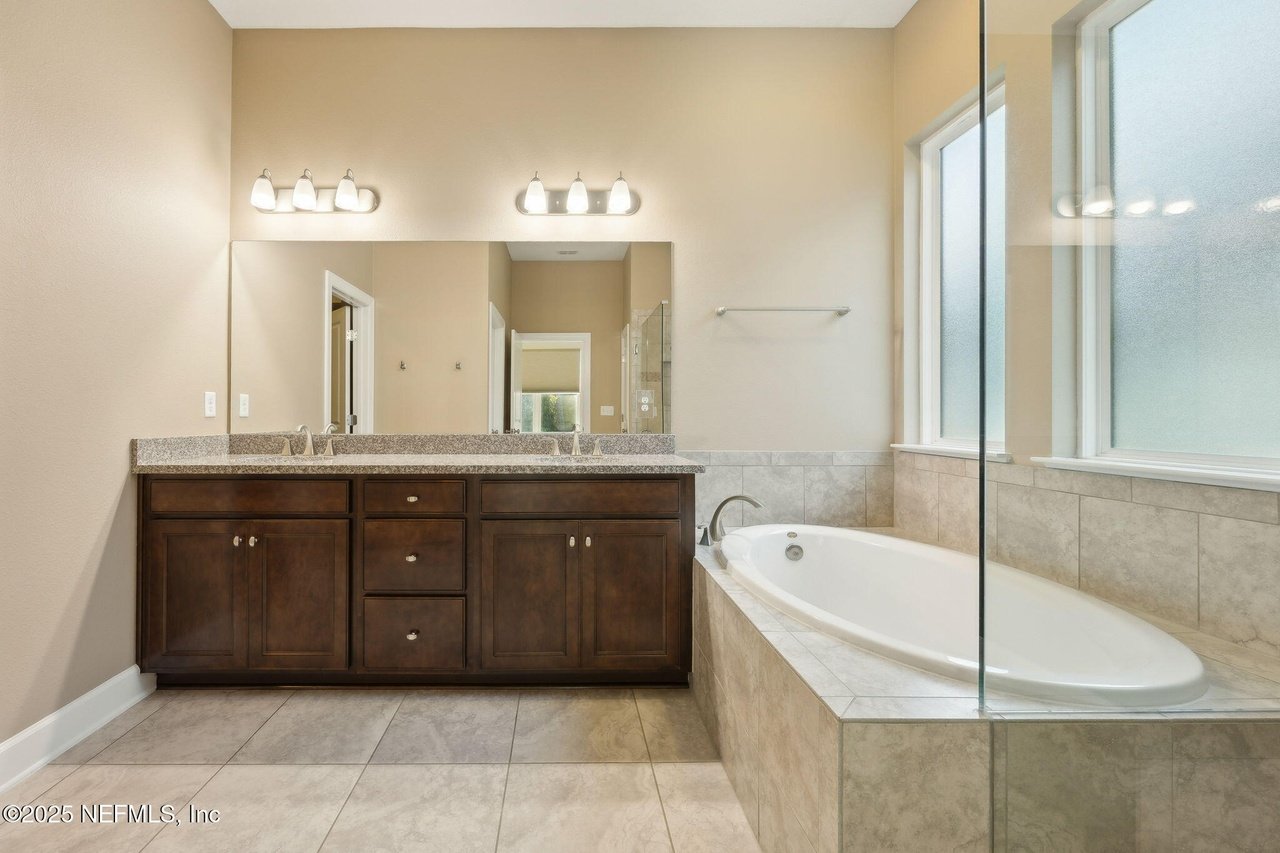 1479 Shadow Creek Dr