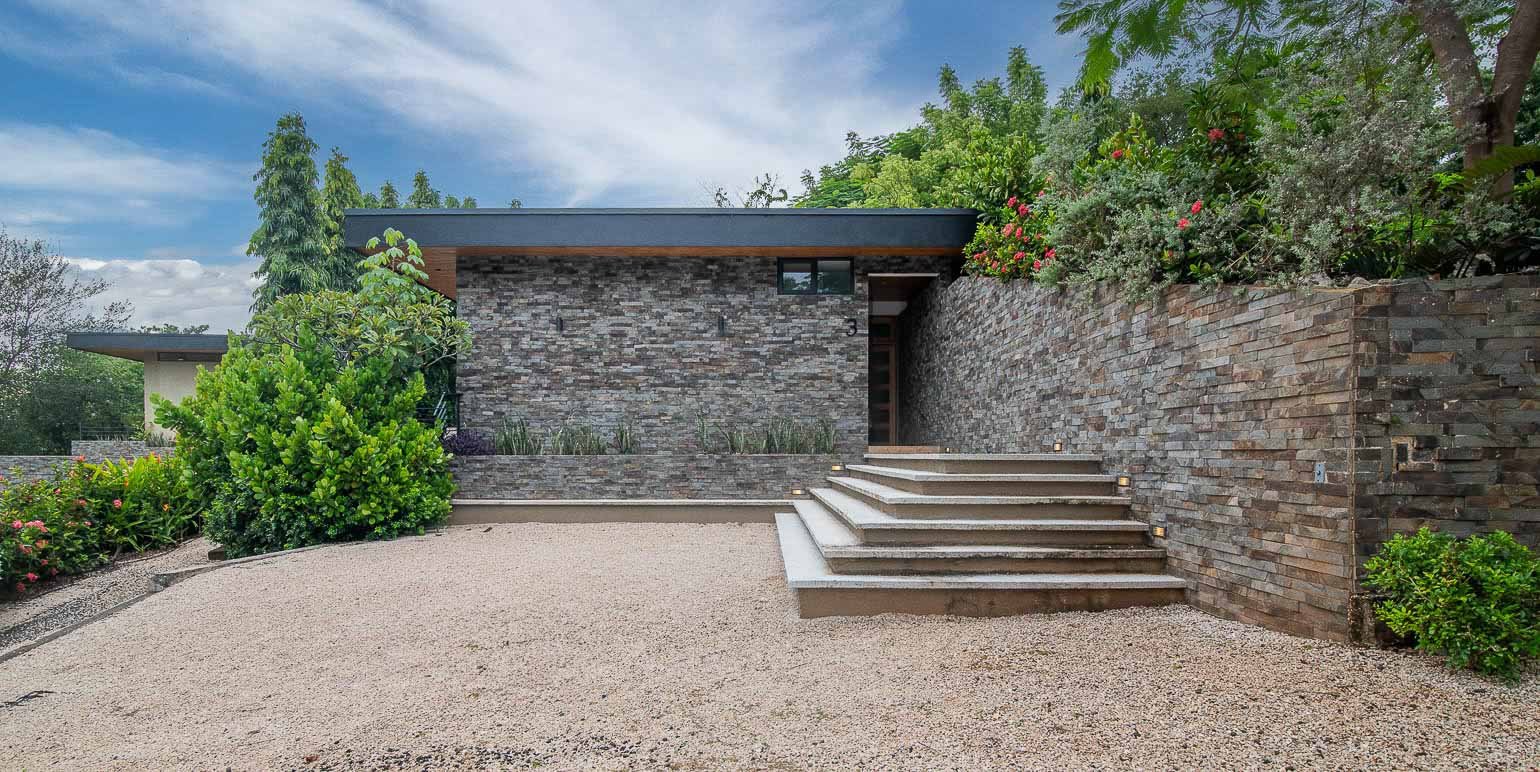Dos Monitos | Luxury Oceanview Compound Near Playa Grande