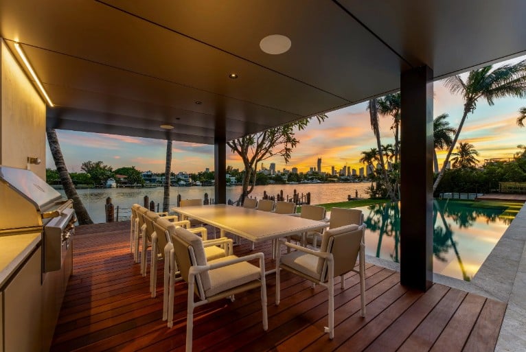 Waterfront Estate on Hibiscus Island Sells For $51.5 Million Setting New Record on Miami Beach's Palm and Hibiscus Island