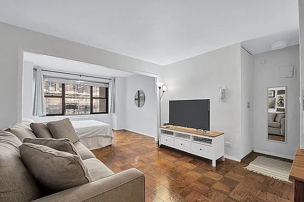 85 Livingston Street, Unit 5M