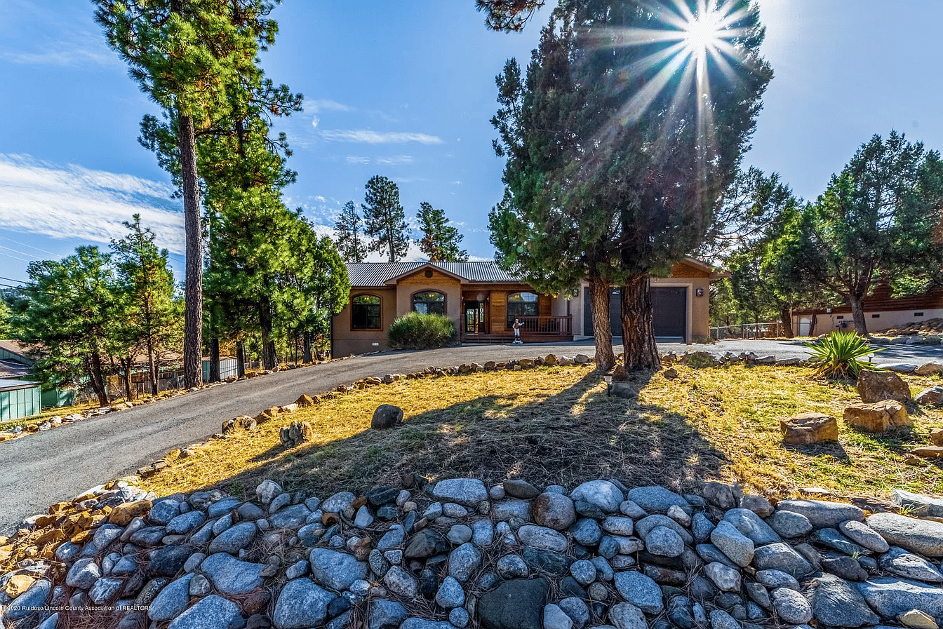 114 Woodland Dr