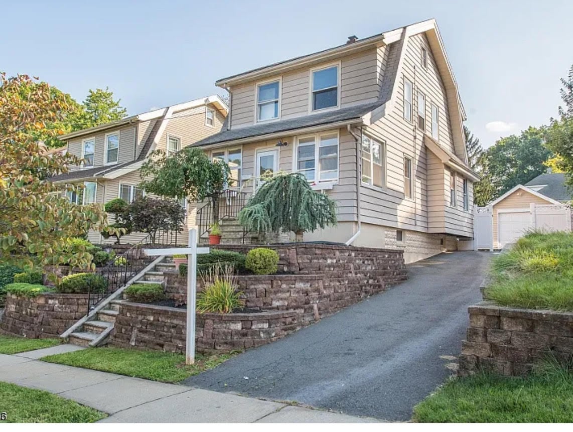 51 Cedar st