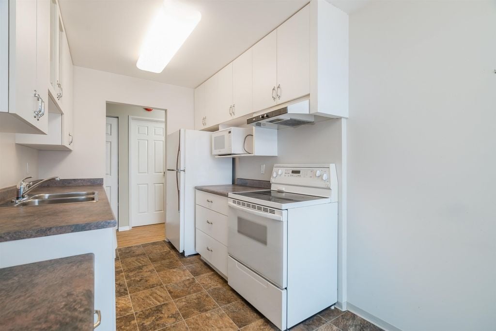 8720 No. 1 Rd, #304