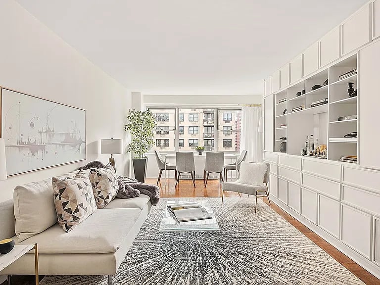 301 E 75th St APT 11E