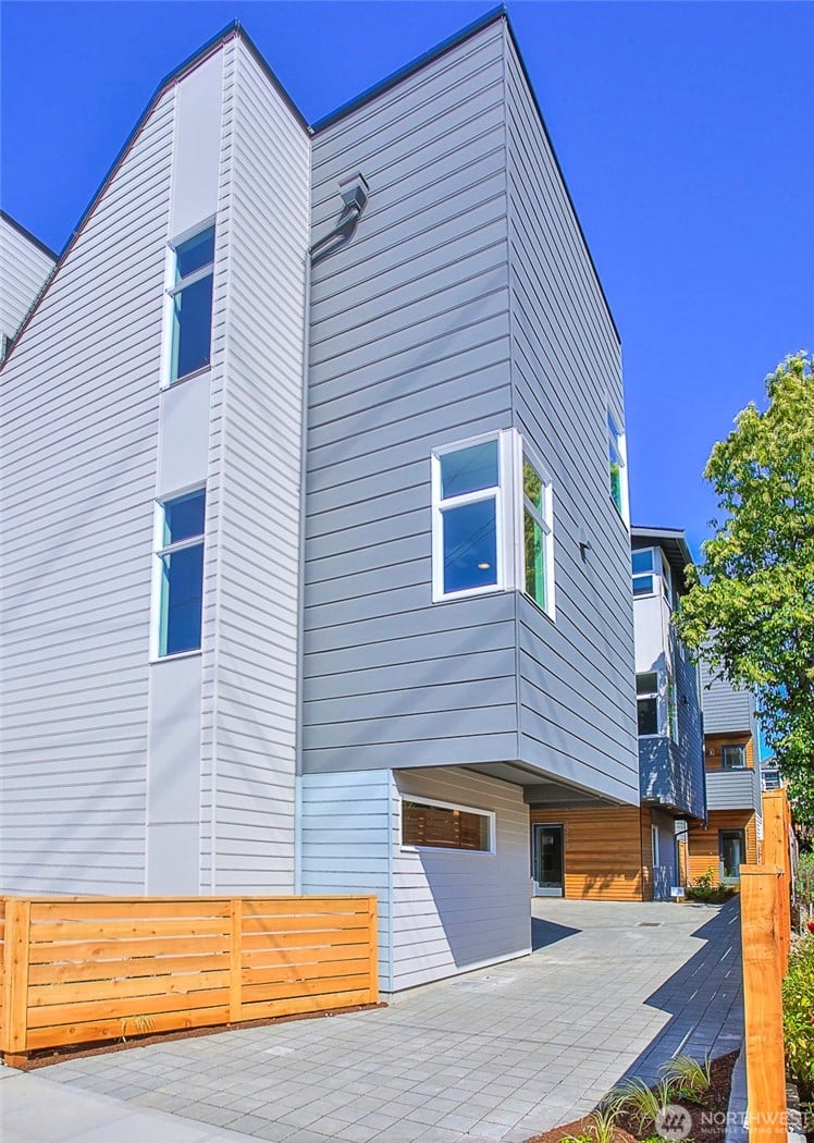 4224 6th Avenue NW