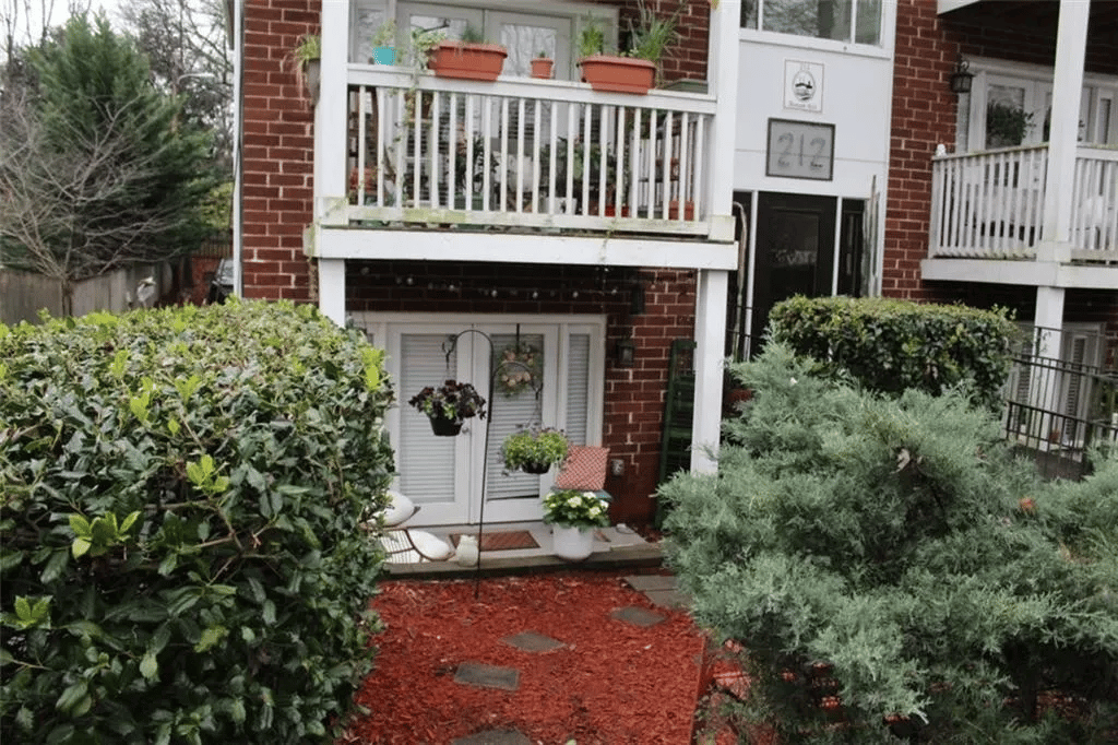 212 Berean Ave SE Apt 1