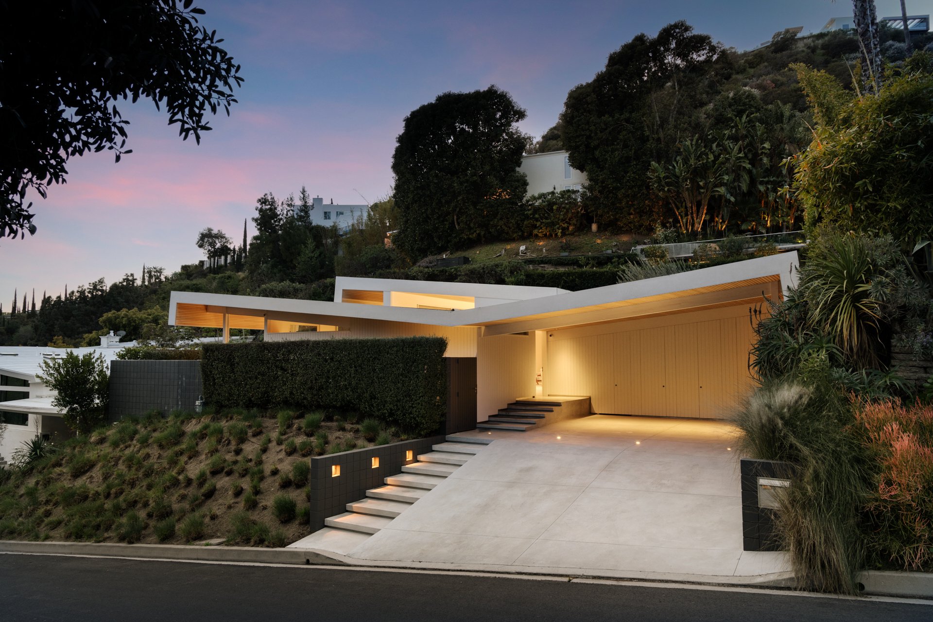 1549 Rising Glen Rd, Sunset Strip