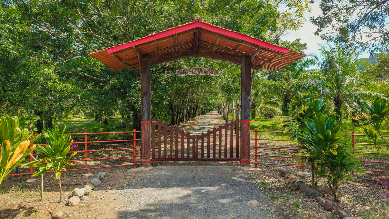 4,850 Acre Beachfront Legacy Ranch Esterillos Central Pacific Coast