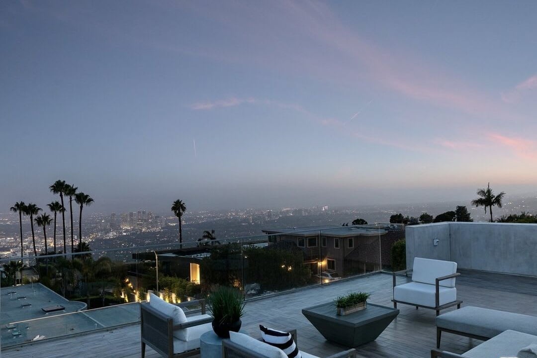 Manor Spot