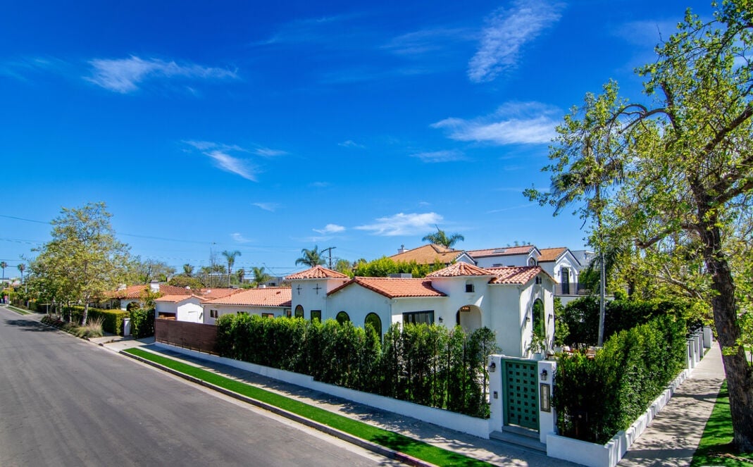 Zenith Estate, S La Jolla Ave, 90048