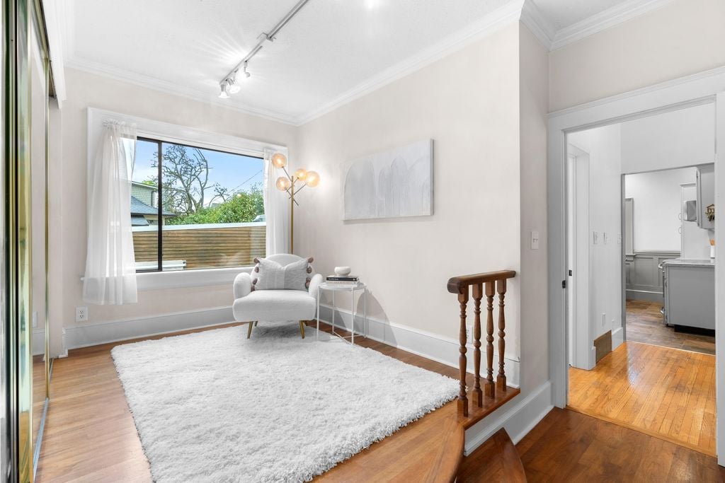 306 Webber Ave