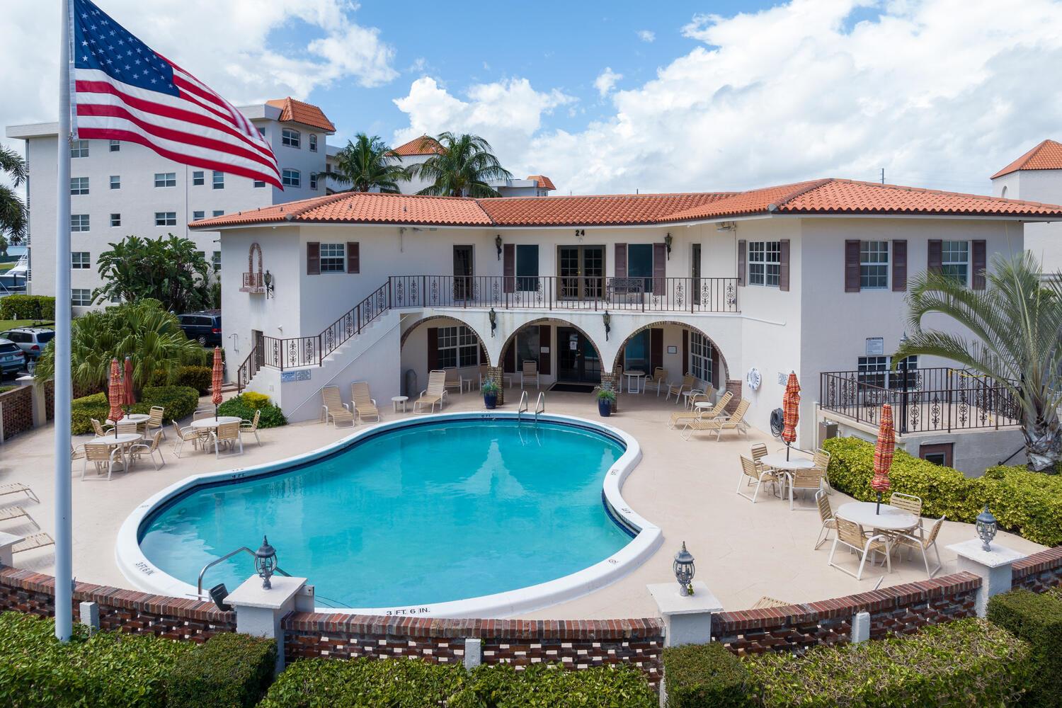 28 Yacht Club Drive #109