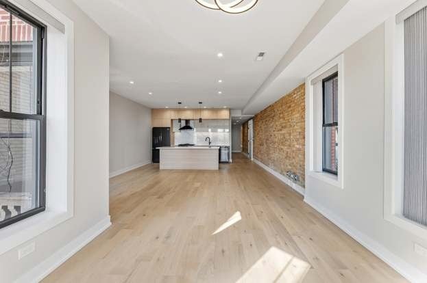 7516 N Eastlake Ter Unit 1