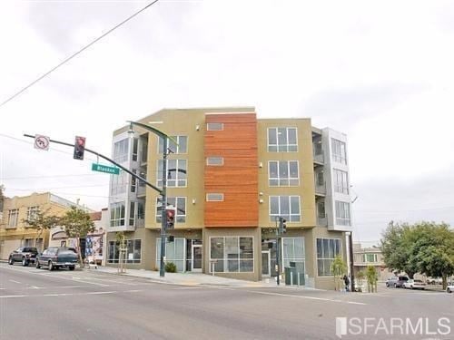 2189 Bayshore Blvd #301