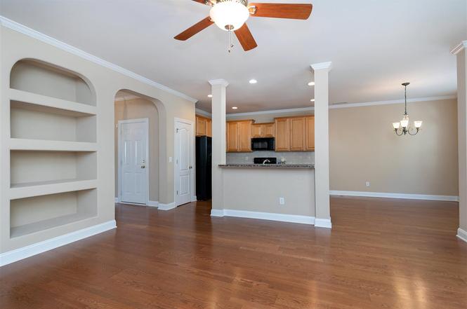 12225 Orchardgrass Ln