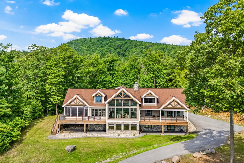 37 Lake Ridge Rd