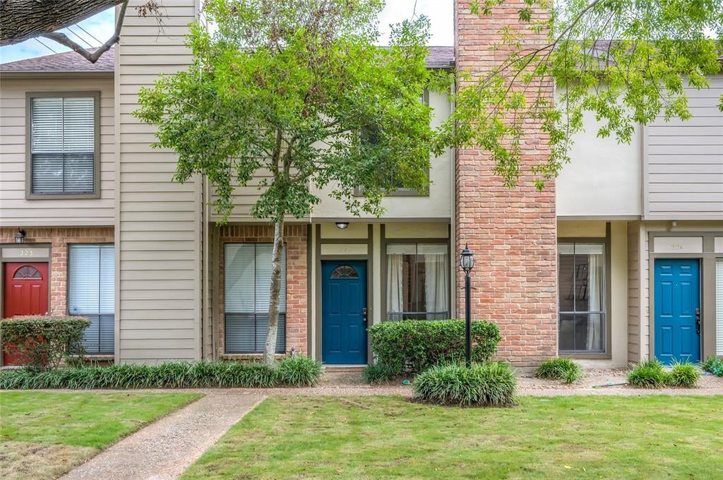 1201 Mcduffie St, #222